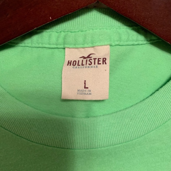Hollister T-Shirt - Picture 4 of 5